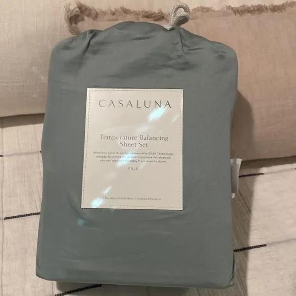 Full 300 Thread Count Temperature Regulating Solid Sheet Set Sage Green Casaluna